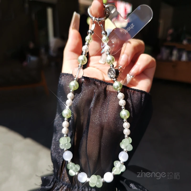 Small Fresh Pearl Phone Chain, High-end Bag Key Pendant, Anti Lost Phone Lanyard
Small Fresh Pearl Phone Chain, High-end Bag Key Pendant, Anti Lost Phone Lanyard