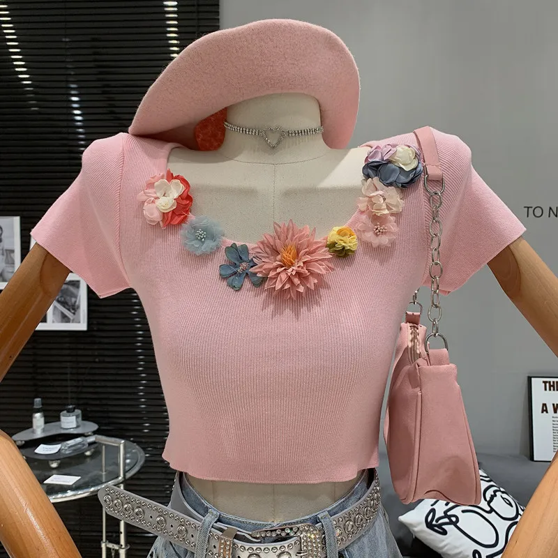 Sweet Girl Three dimensional flower slim fit design versatile short sleeved T-shirt
Sweet Girl Three dimensional flower slim fit design versatile short sleeved T-shirt