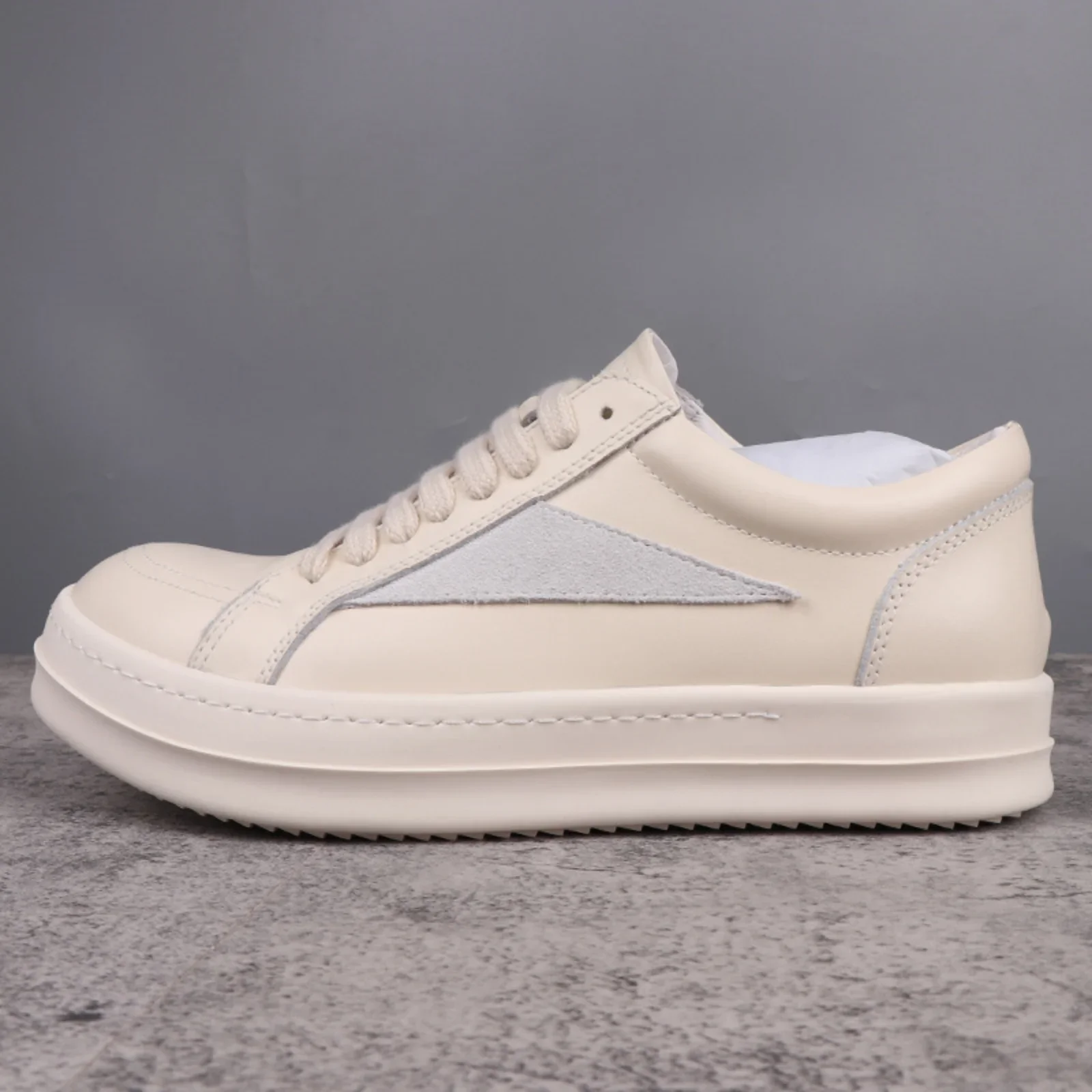 Top Quality Men and Women Casual Sneakers 35-48 Brand Designer Real Leather Tennis shoes Punk Goth Trend Lace-up RO shoes
Top Quality Men and Women Casual Sneakers 35-48 Brand Designer Real Leather Tennis shoes Punk Goth Trend Lace-up RO shoes