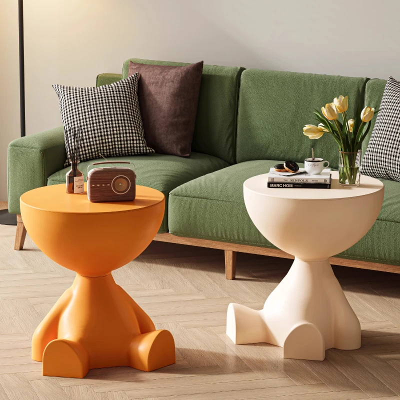 Design Modern Living Room Small Tea Table Creative Small Unit Sofa Edge Table Small Flat Head Decorative Art Corner Table
Design Modern Living Room Small Tea Table Creative Small Unit Sofa Edge Table Small Flat Head Decorative Art Corner Table