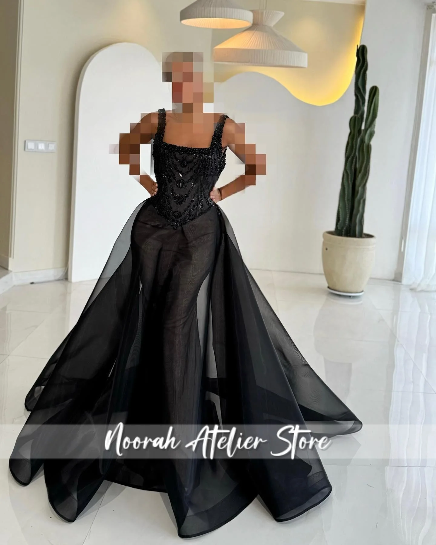 New Elegant Balck Halter Beaded Luxury Women's Evening Dresses 2025 Dubai Aline Tulle Party Dress Prom Gown Customized 
New Elegant Balck Halter Beaded Luxury Women's Evening Dresses 2025 Dubai Aline Tulle Party Dress Prom Gown Customized