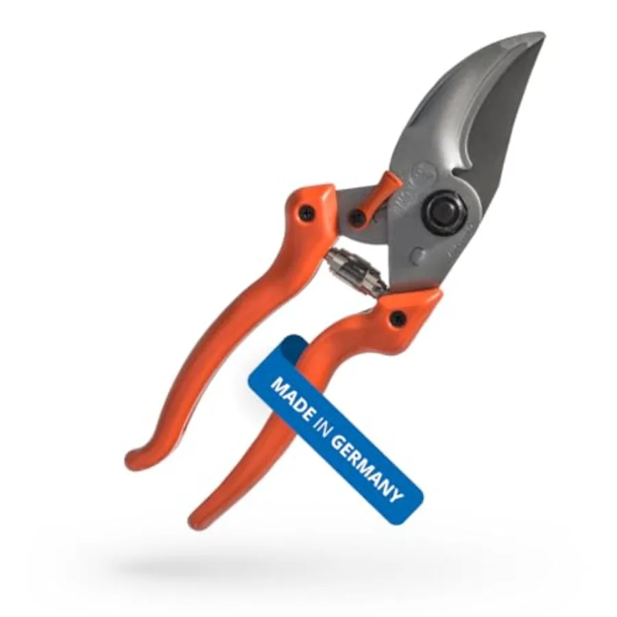 Секатор 9 Bypass 9.104 с регулируемой шириной захвата – острые лезвия из углеродистой стали с антипригарным покрытием, идеально подходят для обрезки растений
Секатор 9 Bypass 9.104 с регулируемой шириной захвата – острые лезвия из углеродистой стали с антипригарным покрытием, идеально подходят для обрезки растений