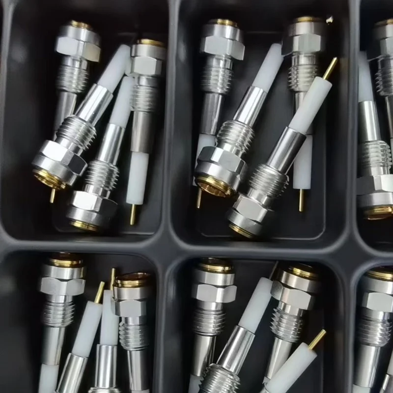 Детали фонаря 46K602-500L 5 абсолютно новые оригинальные импортные
Детали фонаря 46K602-500L 5 абсолютно новые оригинальные импортные