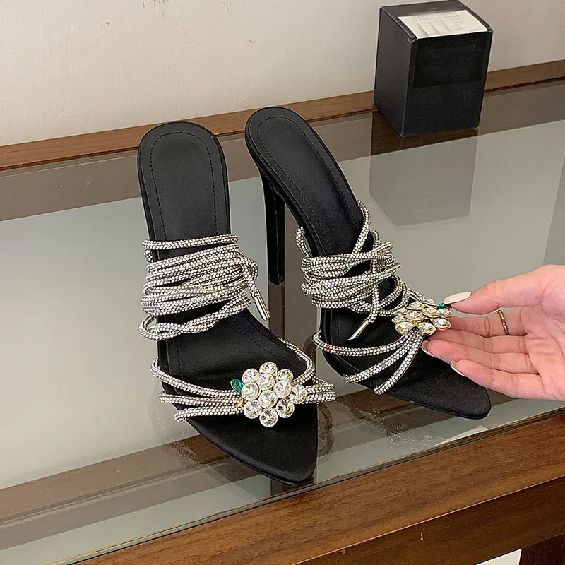 Fashion Crystal Rhinestone Narrow Band Ankle Strap Sandals Women Open Toe Lace Up High Heels Wedding Party Sexy Ladies Shoes
Fashion Crystal Rhinestone Narrow Band Ankle Strap Sandals Women Open Toe Lace Up High Heels Wedding Party Sexy Ladies Shoes