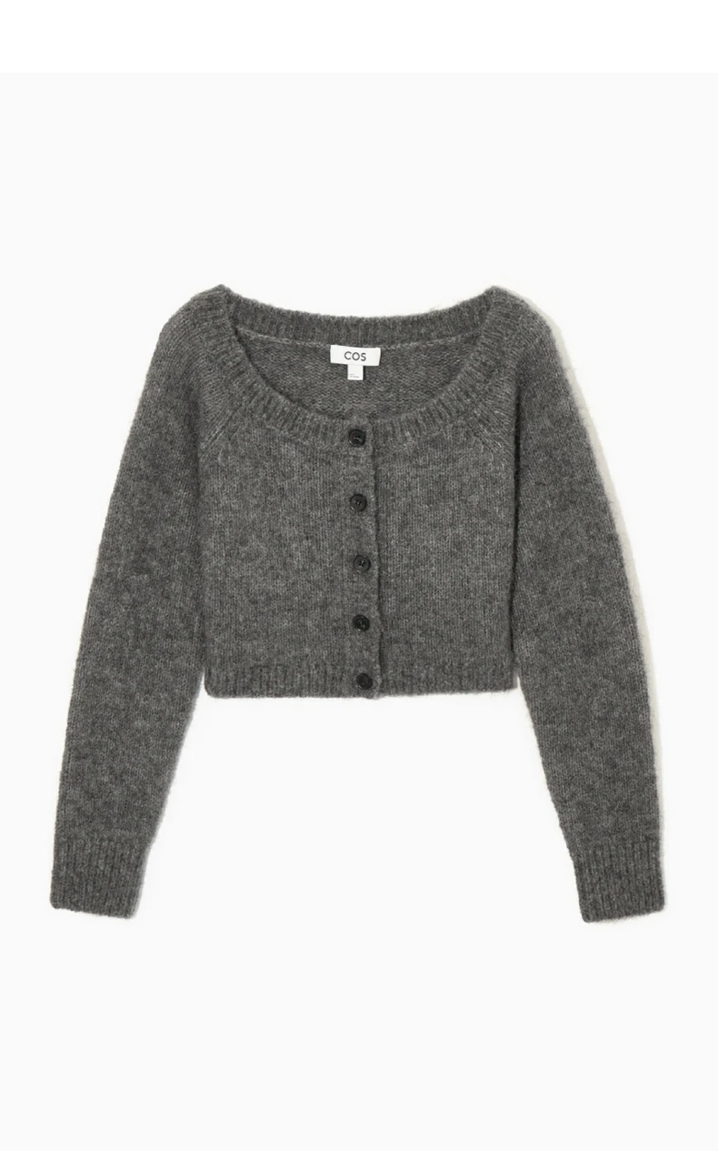 Ethereal YAZHIMEI 2025 spring new style of Standard cut short wide neck wool-blend cardigan
Ethereal YAZHIMEI 2025 spring new style of Standard cut short wide neck wool-blend cardigan