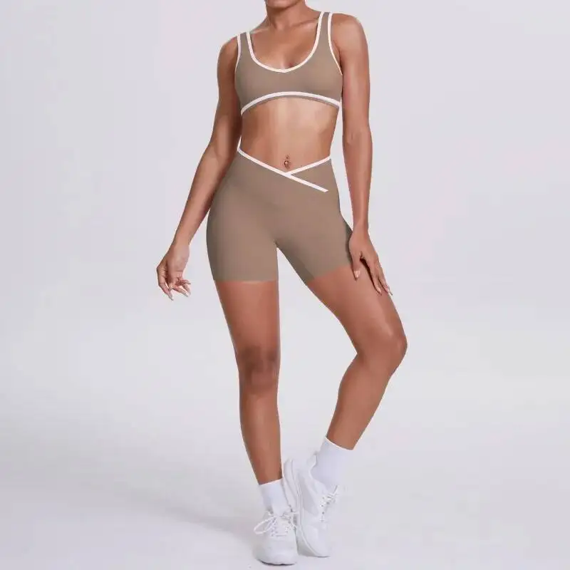 Women S Contrasting Color Tight Fitting Breathable Cross Yoga Suit Outdoor Sports Running Fiess Two Piece Set
Women S Contrasting Color Tight Fitting Breathable Cross Yoga Suit Outdoor Sports Running Fiess Two Piece Set