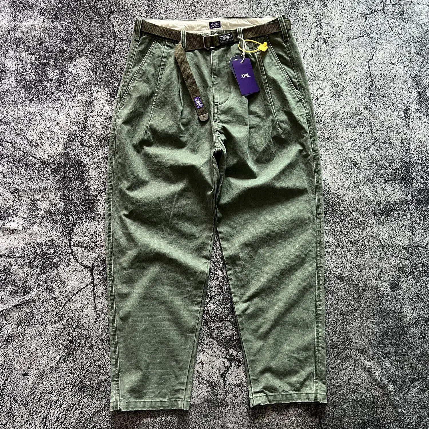 Amekaji Ultra-Heavyweight Stiff Canvas Durable American Retro Loose Tapered Casual Pants Tough-Guy Men's Workwear Pants for Men
Amekaji Ultra-Heavyweight Stiff Canvas Durable American Retro Loose Tapered Casual Pants Tough-Guy Men's Workwear Pants for Men