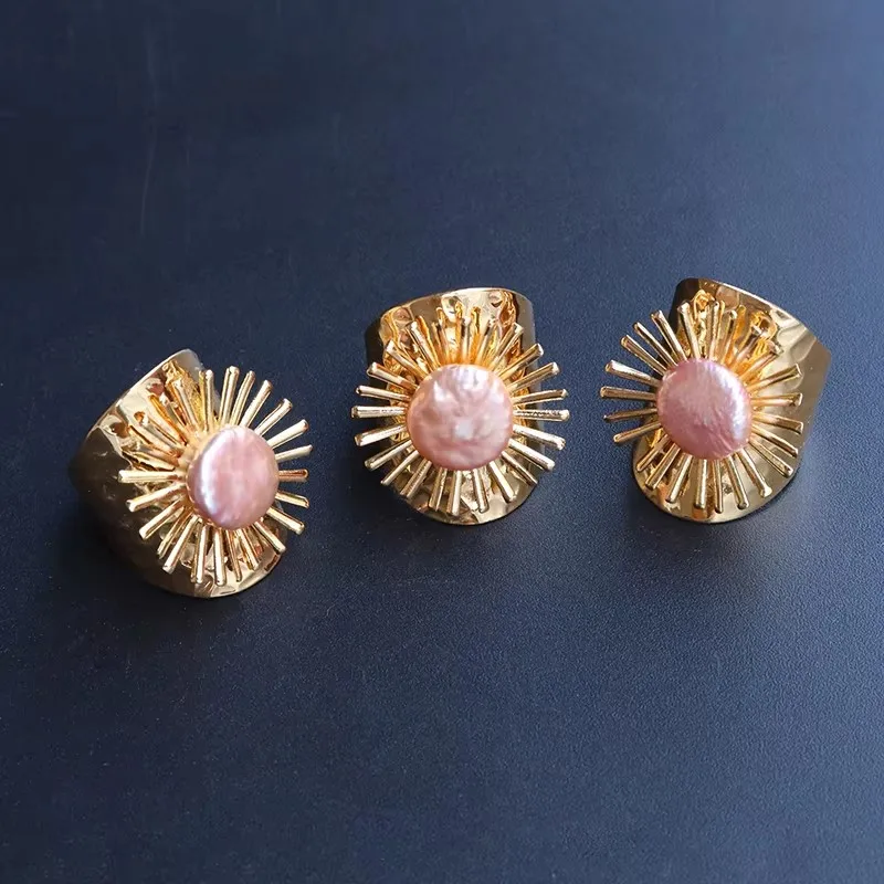 Micro Inlay Irregular Baroque Natural Pearl Resizable Ring for Women Boho Finger Wedding Jewelry Rings Wholesale 
Micro Inlay Irregular Baroque Natural Pearl Resizable Ring for Women Boho Finger Wedding Jewelry Rings Wholesale
