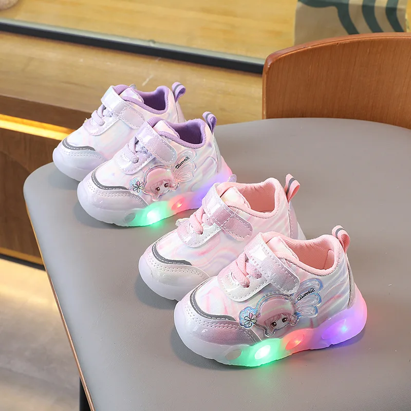 Осень 2023, новые детские первые ходунки, простая нескользящая светящаяся повседневная обувь для девочек, удобные универсальные детские кроссовки Zapatillas Niña
Осень 2023, новые детские первые ходунки, простая нескользящая светящаяся повседневная обувь для девочек, удобные универсальные детские кроссовки Zapatillas Niña