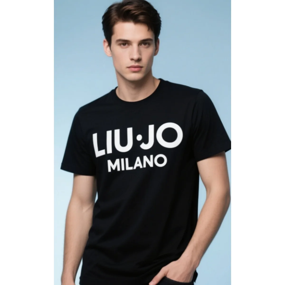 Трендовая женская повседневная футболка с короткими рукавами и круглым вырезом, мужская смелая футболка LIU JO Milano с буквенным принтом, повседневная одежда, футболка с минималистичным дизайном
Трендовая женская повседневная футболка с короткими рукавами и круглым вырезом, мужская смелая футболка LIU JO Milano с буквенным принтом, повседневная одежда, футболка с минималистичным дизайном