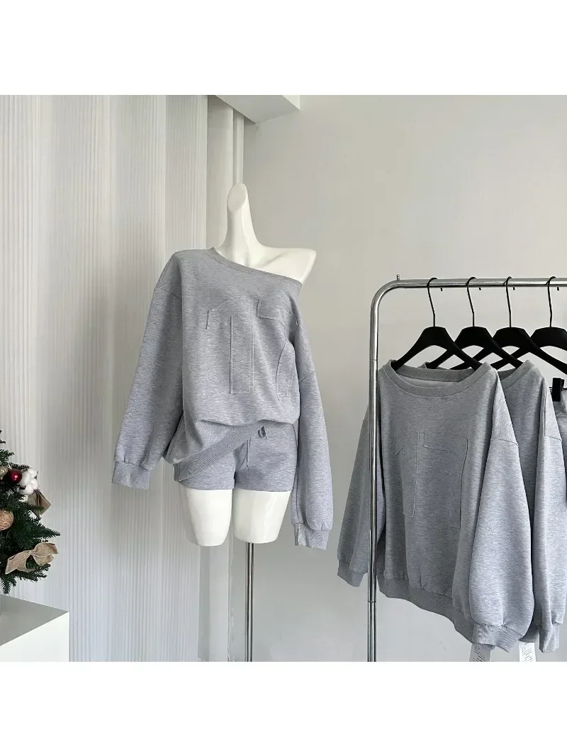Korean Fashion New Women Two Piece Short Sets Simple Casual Gray Pullover Sweatshirt + High Waist Shorts Outfits Streetwear
Korean Fashion New Women Two Piece Short Sets Simple Casual Gray Pullover Sweatshirt + High Waist Shorts Outfits Streetwear