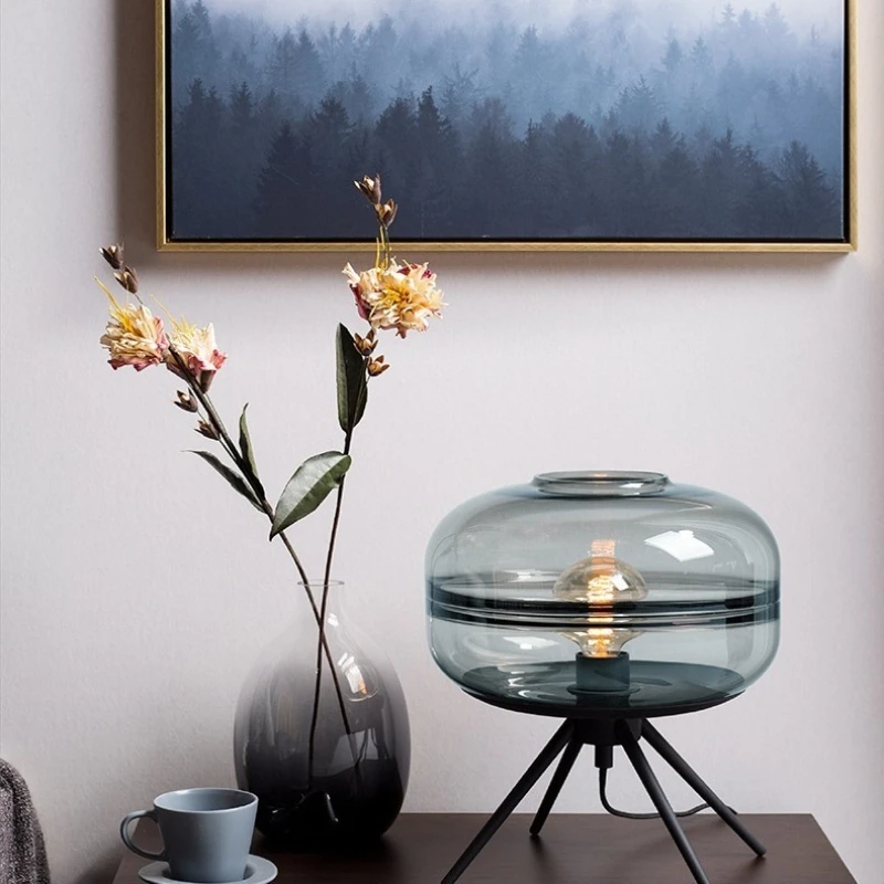 Nordic glass table lamp living room decoration table lamp bedside modern simple light luxury creative personalized bedroom
Nordic glass table lamp living room decoration table lamp bedside modern simple light luxury creative personalized bedroom