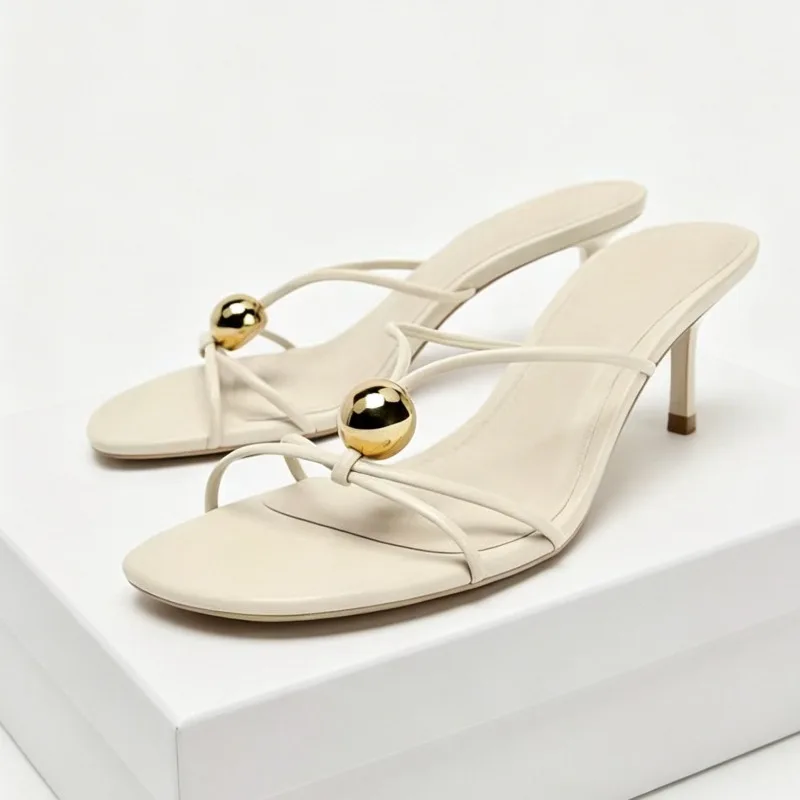 Metal Detail Heeled Sandals Women Narrow Band Round Toe Slides Unique Designer Mules Shoes Summer Thin Heels Slippers for Women
Metal Detail Heeled Sandals Women Narrow Band Round Toe Slides Unique Designer Mules Shoes Summer Thin Heels Slippers for Women