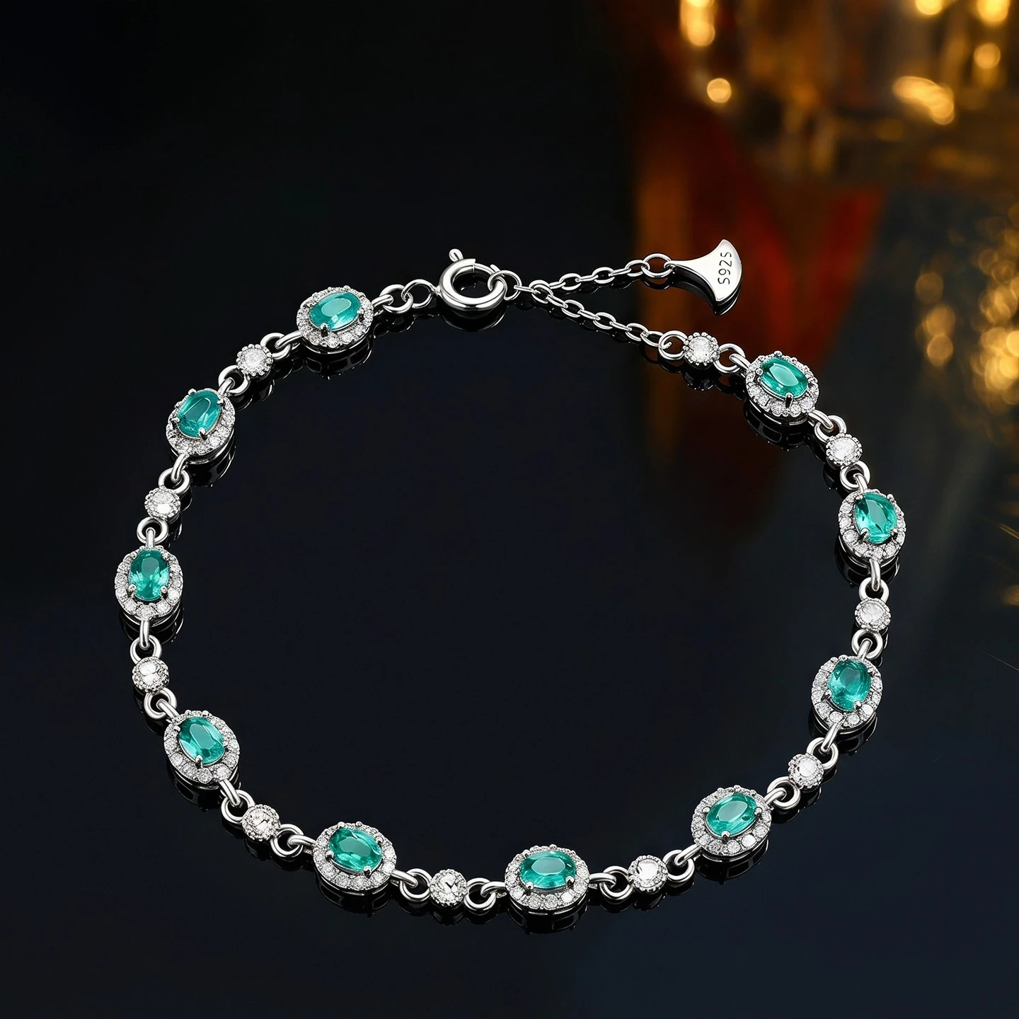 S925 Silver Bracelet Paraiba Color 3 * 4mm Elliptical Zircon Inlaid with Adjustable Length Female Jewelry
S925 Silver Bracelet Paraiba Color 3 * 4mm Elliptical Zircon Inlaid with Adjustable Length Female Jewelry