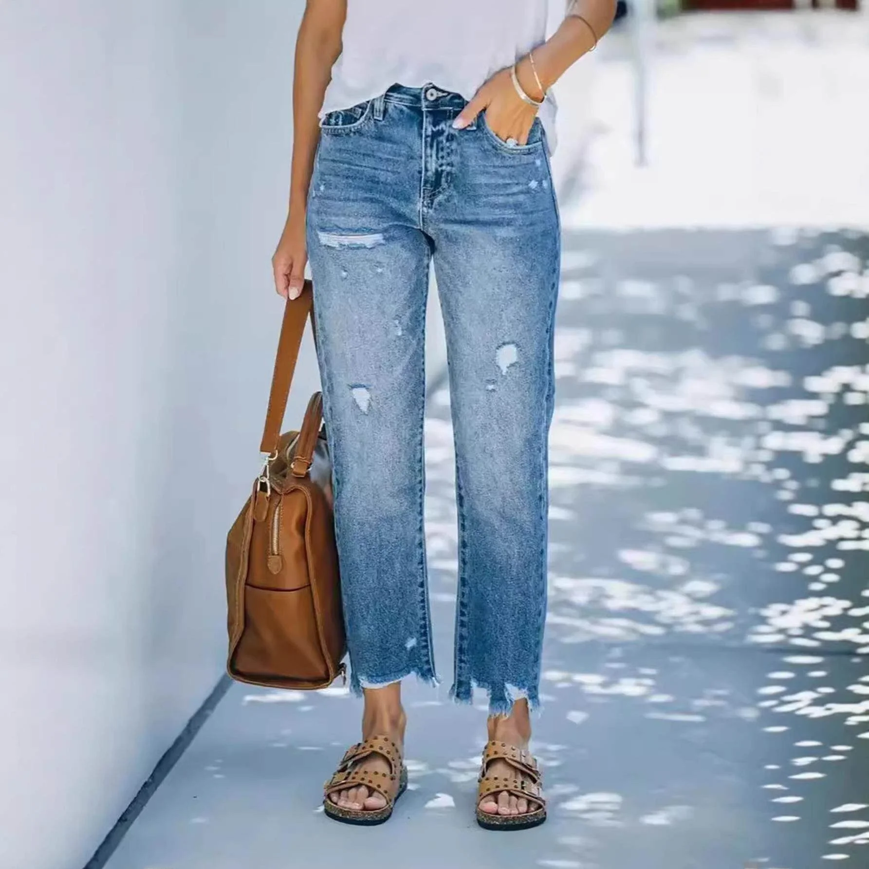 New 2025 Women's Casual Nine-Tenths Straight Leg Jeans Trendy Long Pants Loose Fit Comfortable Stretch Denim Autumn Season
New 2025 Women's Casual Nine-Tenths Straight Leg Jeans Trendy Long Pants Loose Fit Comfortable Stretch Denim Autumn Season