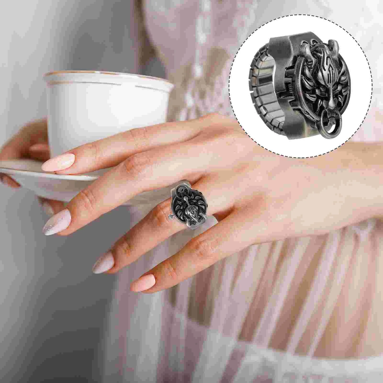 Vintage Ring Watch Casual Finger Retro Flip-Open Clamshell Dragon Head Open-Cover Mini Women's Watches
Vintage Ring Watch Casual Finger Retro Flip-Open Clamshell Dragon Head Open-Cover Mini Women's Watches