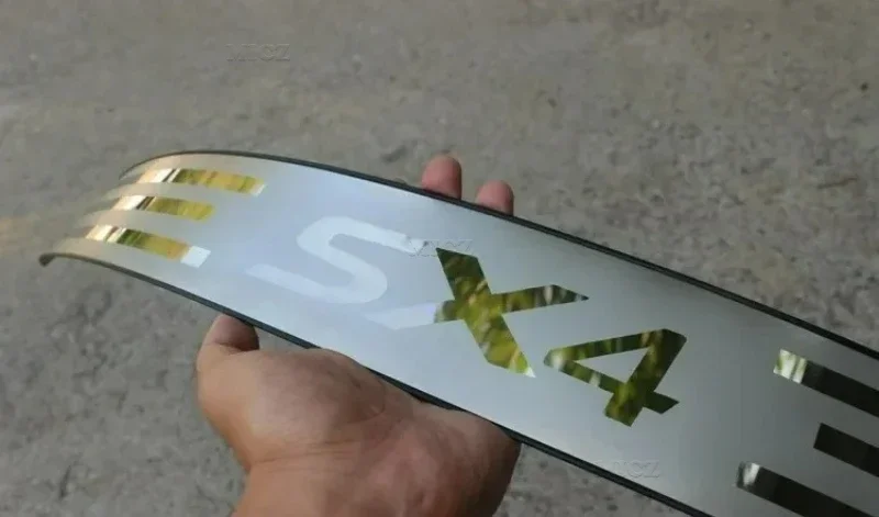 Для Suzuki SX4 автомобильный Стайлинг автомобильные чехлы высокого качества из нержавеющей стали задняя панель подоконника защита заднего бампера порог 2007-2012
Для Suzuki SX4 автомобильный Стайлинг автомобильные чехлы высокого качества из нержавеющей стали задняя панель подоконника защита заднего бампера порог 2007-2012