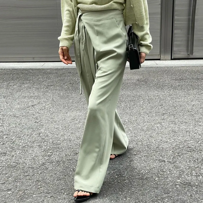 SuperAen Korean Chic Summer Temperament High Waist Side Strap Irregular Design Casual Straight Wide Leg Pants
SuperAen Korean Chic Summer Temperament High Waist Side Strap Irregular Design Casual Straight Wide Leg Pants