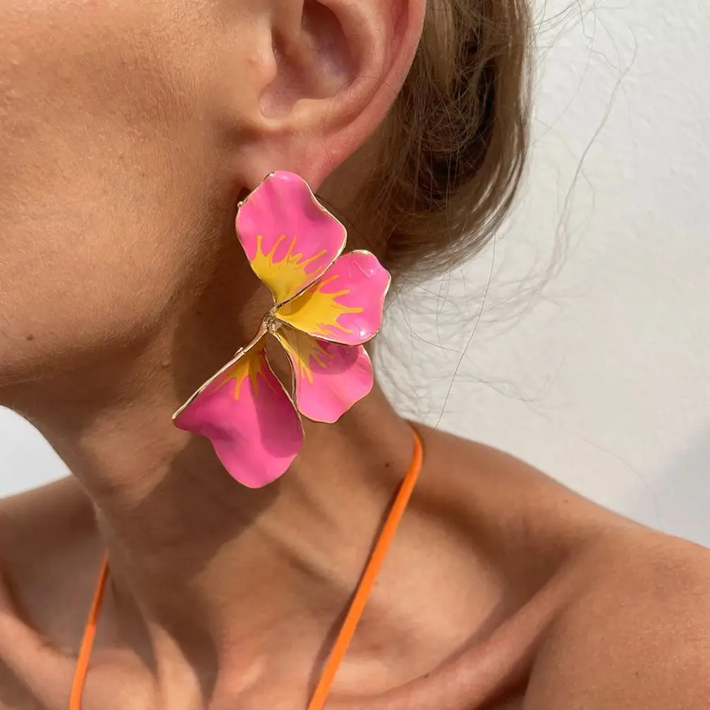 SHIXIN Elegant Smooth Dropped Oil Large Flower Earrings for Women Vintage Half Floral Petal Ear Studs Daily Jewelry Accessories
SHIXIN Elegant Smooth Dropped Oil Large Flower Earrings for Women Vintage Half Floral Petal Ear Studs Daily Jewelry Accessories