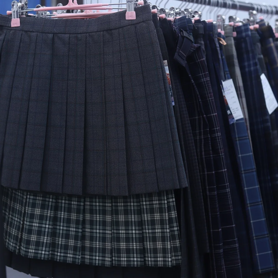 Vintage Japanese School Uniform Skirt Pleated Box Pleat Student G66 JK Uniform Long Skirt Straight Leg Pants Autumn Winter
Vintage Japanese School Uniform Skirt Pleated Box Pleat Student G66 JK Uniform Long Skirt Straight Leg Pants Autumn Winter