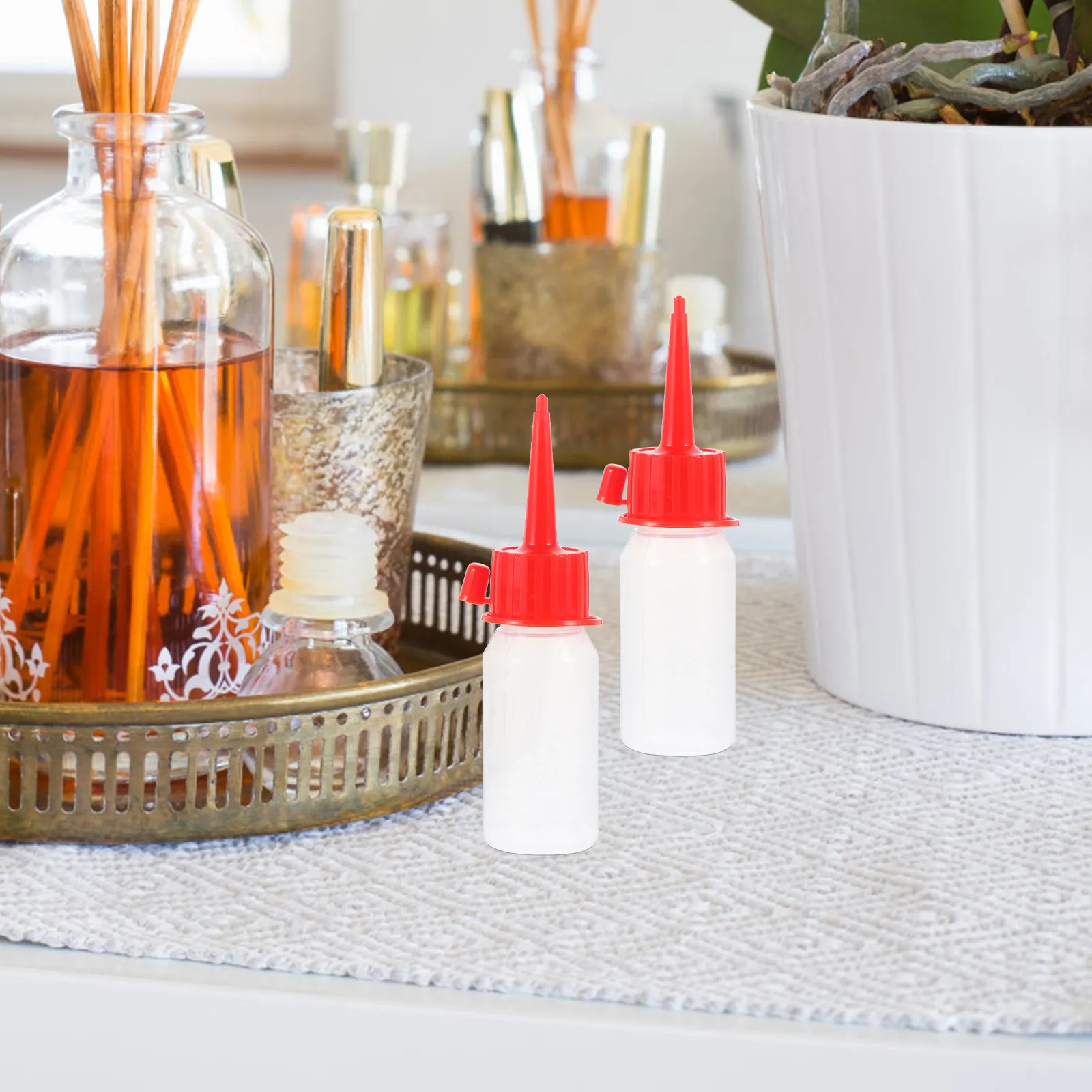 25Pcs Plastic Sewing Machine Oil Containers Lightweight Impact Resistant Pointed Nozzle Bottles for Machine Maintenance
25Pcs Plastic Sewing Machine Oil Containers Lightweight Impact Resistant Pointed Nozzle Bottles for Machine Maintenance