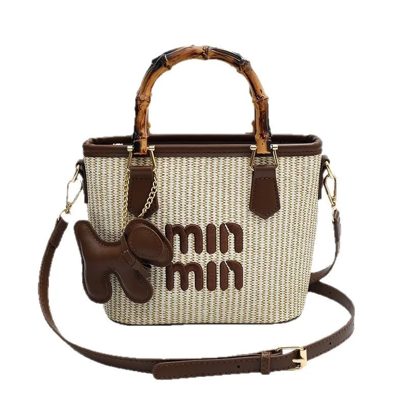 High-Quality Luxury Designer Small Bag Female Summer Leisure Seaside Vacation All-match Messenger Portable Bucket Bag Handbags
High-Quality Luxury Designer Small Bag Female Summer Leisure Seaside Vacation All-match Messenger Portable Bucket Bag Handbags