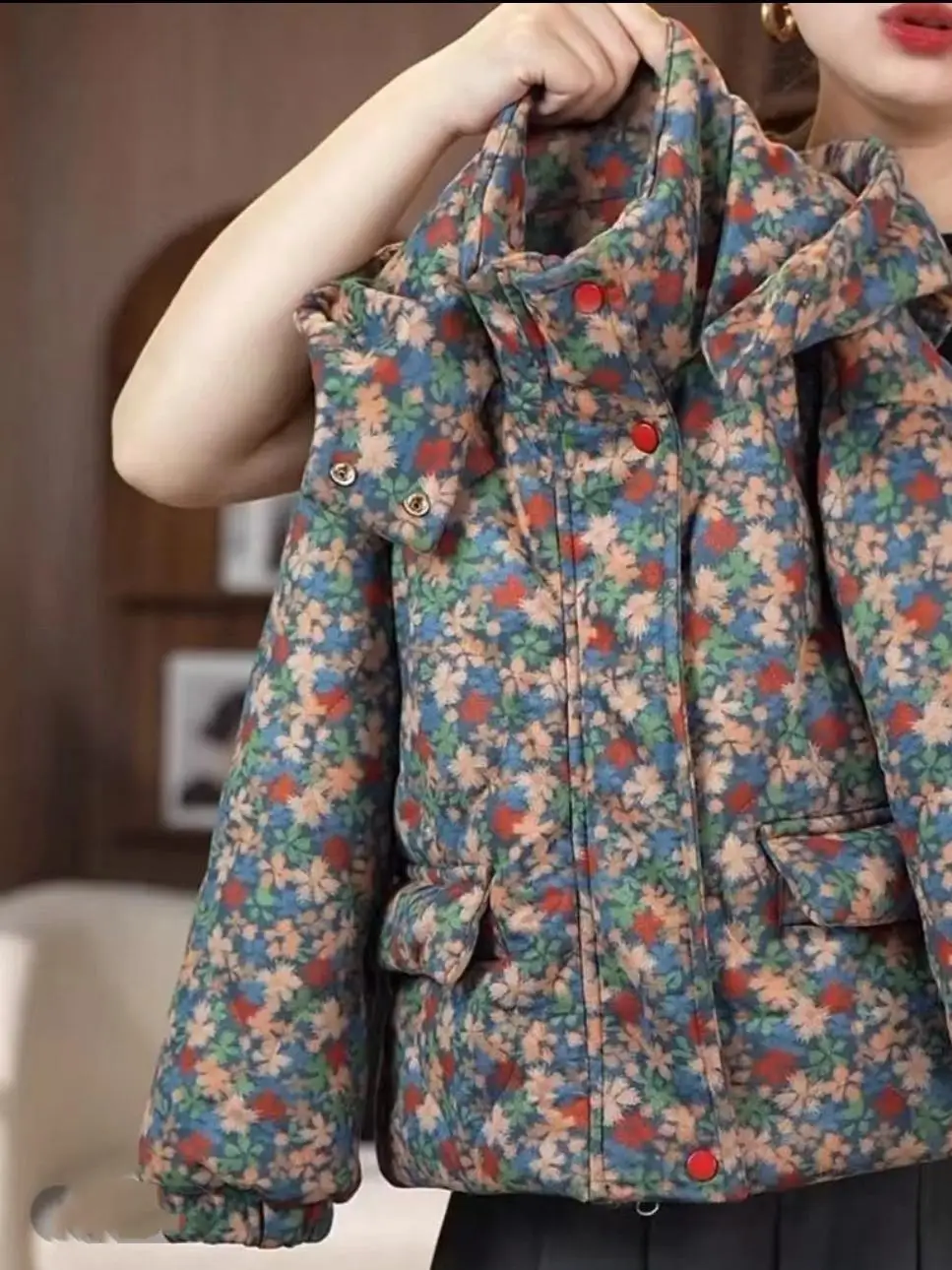 Thiened Casual Floral down Jaet for Girls Comfortable Warm Cotton Inner Vest Winter New Arrival Children's Faionable Top
Thiened Casual Floral down Jaet for Girls Comfortable Warm Cotton Inner Vest Winter New Arrival Children's Faionable Top