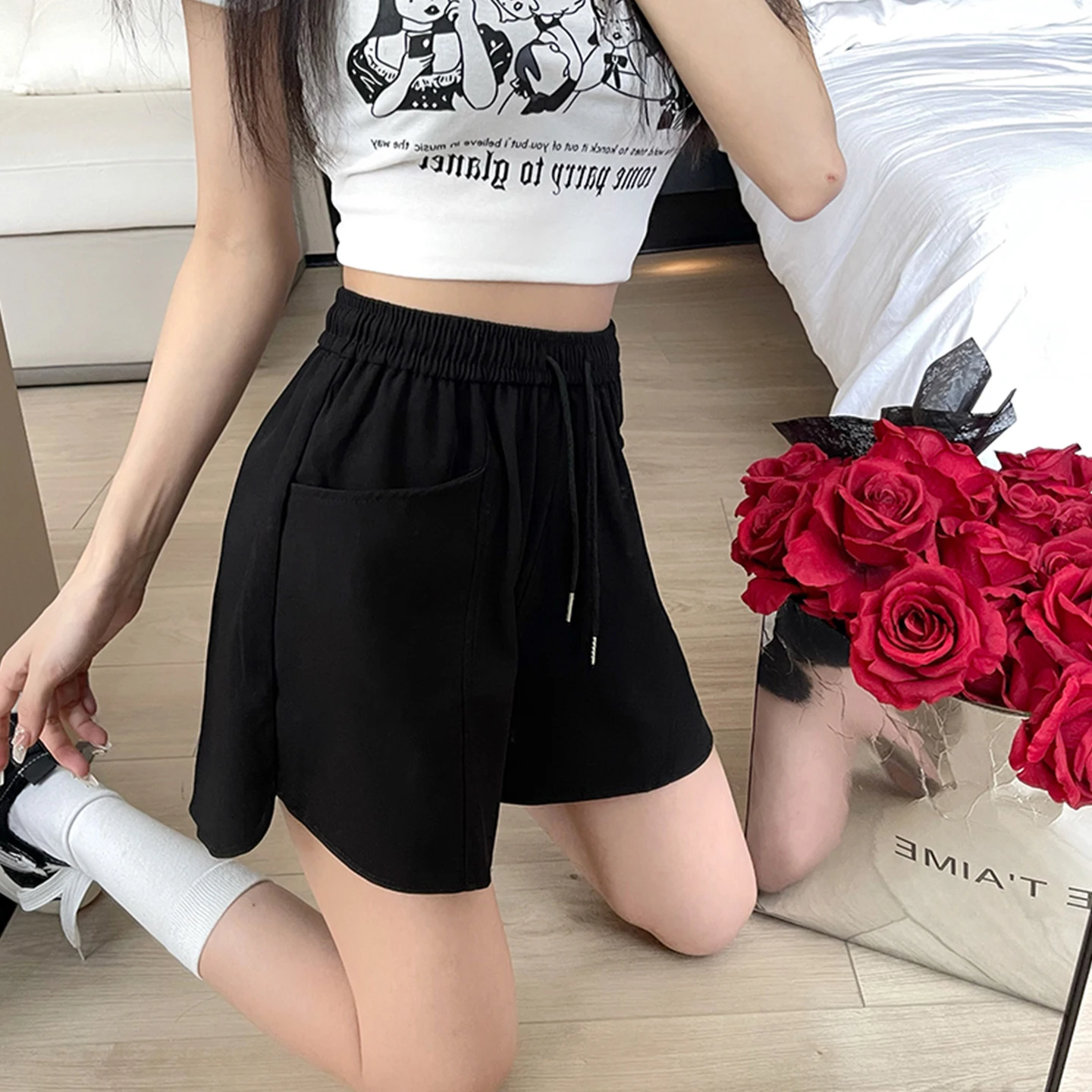 High Waist Sports Shorts Women's Summer Thin New Large Size Fat MM Slim Small Height Outdoor Wear Wide Leg Pants
High Waist Sports Shorts Women's Summer Thin New Large Size Fat MM Slim Small Height Outdoor Wear Wide Leg Pants
