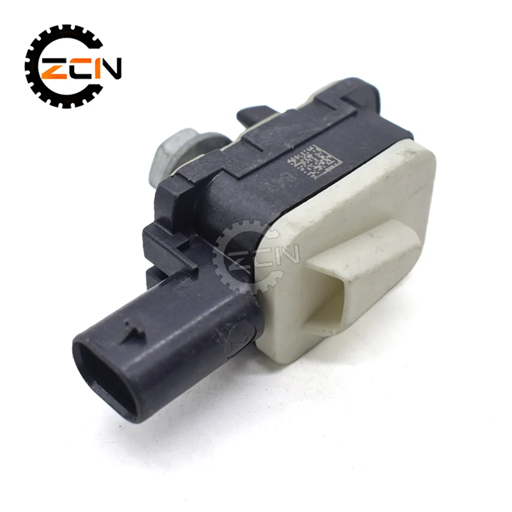 Side Impact Sensor 95861822210 7P0959354 For 2011-2017 Porsche Cayenne
Side Impact Sensor 95861822210 7P0959354 For 2011-2017 Porsche Cayenne