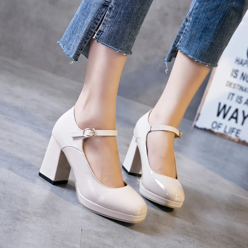 New Fashion Womens Shoes Simple Comfort Shallow Mouth Single Shoe Retro Square Heel Mary Jane Shoes Elegant Footwear High Heels
New Fashion Womens Shoes Simple Comfort Shallow Mouth Single Shoe Retro Square Heel Mary Jane Shoes Elegant Footwear High Heels
