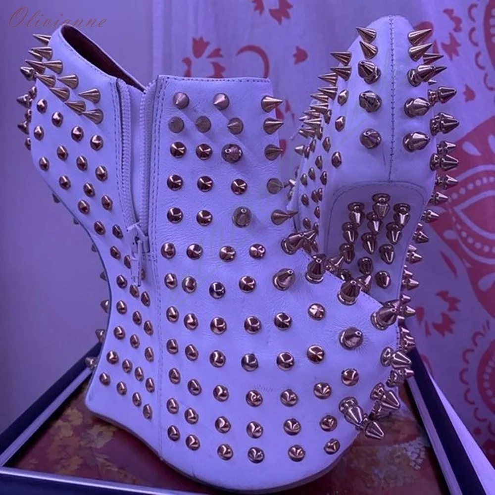 White Color Metal Round Rivets Sexy Pumps Side Zipper Strange Style High Heel Women Shoes Fashion Runway Style Platform Shoes
White Color Metal Round Rivets Sexy Pumps Side Zipper Strange Style High Heel Women Shoes Fashion Runway Style Platform Shoes