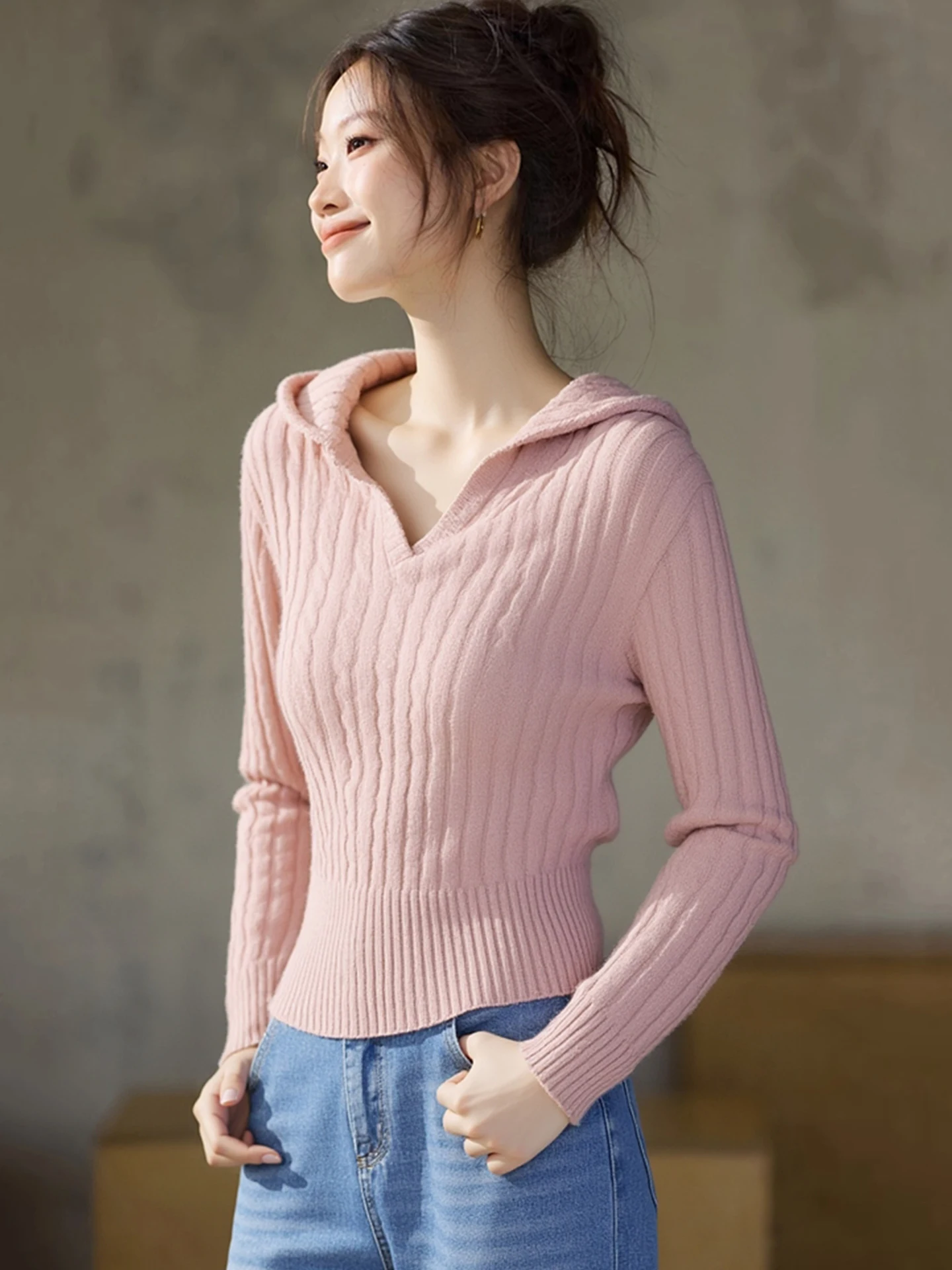 Ele V-Ne Long Sve Women's Knitwear Slim Fit Lazy Sle Base irt Korean Design Winter Faion Soft Cotton Sweater
Ele V-Ne Long Sve Women's Knitwear Slim Fit Lazy Sle Base irt Korean Design Winter Faion Soft Cotton Sweater