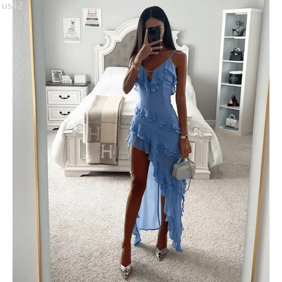 Light Blue Ruffled Asymmetrical Midi Dress with Spaghetti Straps
Light Blue Ruffled Asymmetrical Midi Dress with Spaghetti Straps