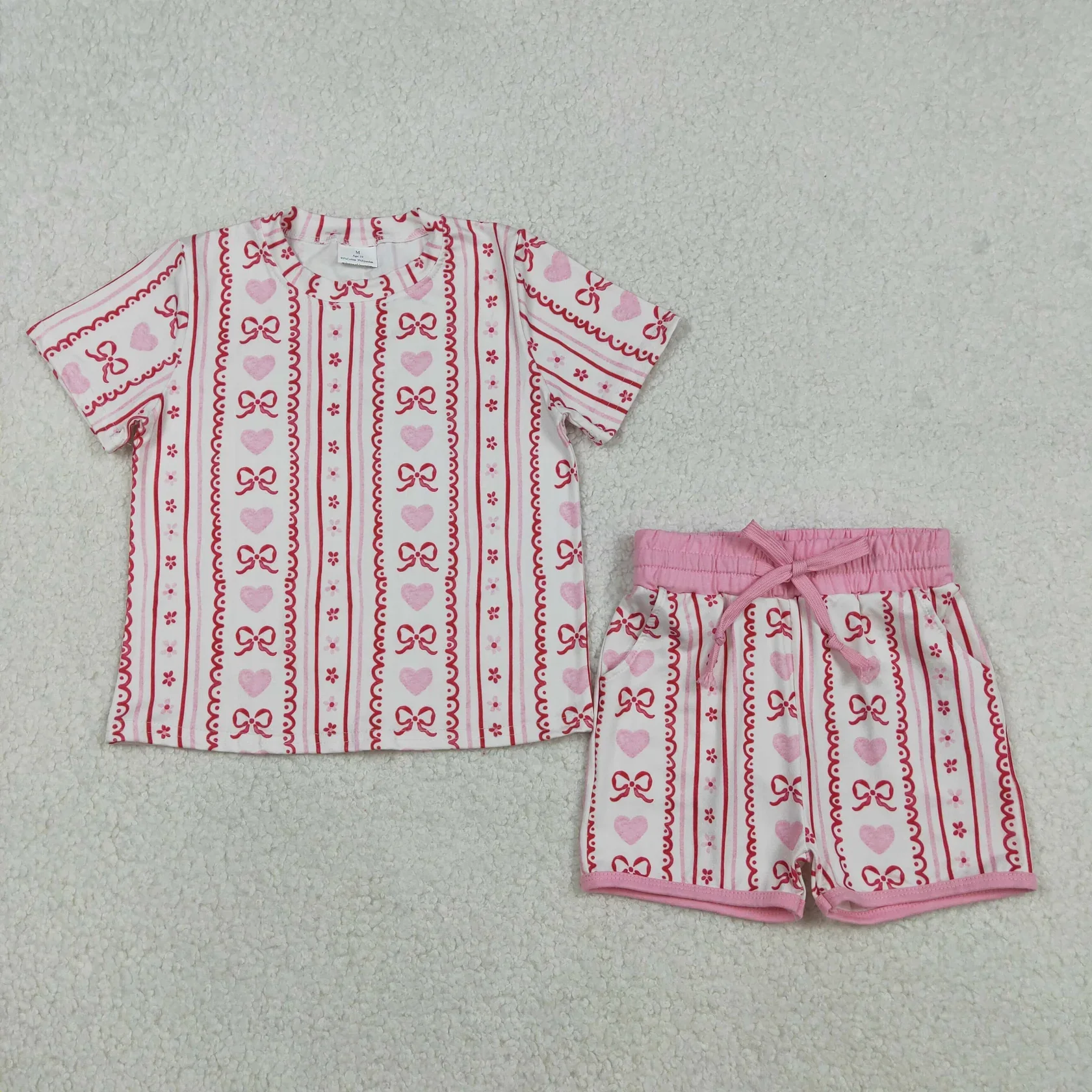 Wholesale Baby Girl Valentine Set Short Sleeves Flower Bows Hearts Shirt Kids Pockets Shorts Clothes Children Toddler Outfit
Wholesale Baby Girl Valentine Set Short Sleeves Flower Bows Hearts Shirt Kids Pockets Shorts Clothes Children Toddler Outfit