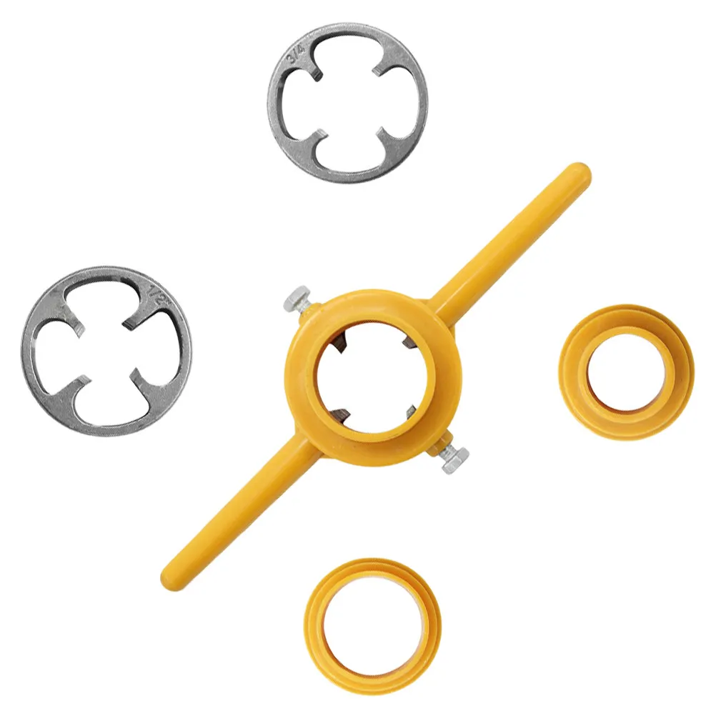 Набор инструментов для профессионального сантехника: резьбонарезной ключ, рукоятка для нарезания резьбы, для изготовления труб
Набор инструментов для профессионального сантехника: резьбонарезной ключ, рукоятка для нарезания резьбы, для изготовления труб