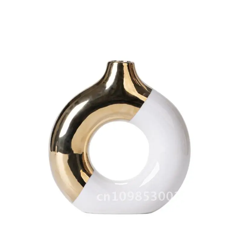 Vase Ceramic Flower Vase Entry Luxury Golden Vase Ins Style High Color Value Soft Decoration Supplies Ornaments Artistic Dining
Vase Ceramic Flower Vase Entry Luxury Golden Vase Ins Style High Color Value Soft Decoration Supplies Ornaments Artistic Dining