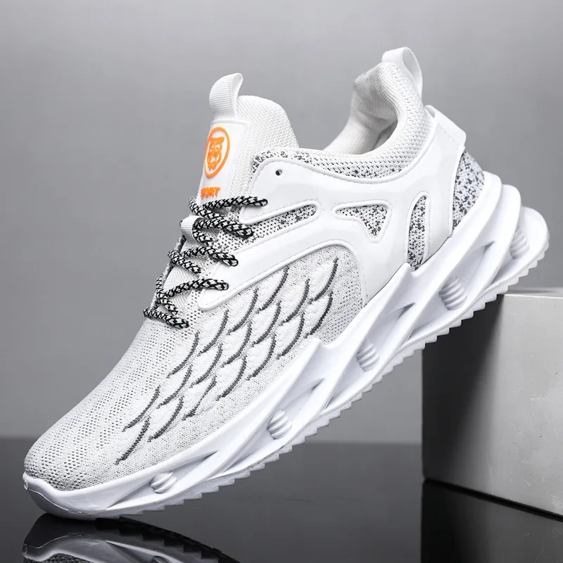 Spring and Autumn New Outdoor Sports Leisure Running Men's Shoes Anti slip Running Shoes Travel Lightweight Soft soled Shoes
Spring and Autumn New Outdoor Sports Leisure Running Men's Shoes Anti slip Running Shoes Travel Lightweight Soft soled Shoes