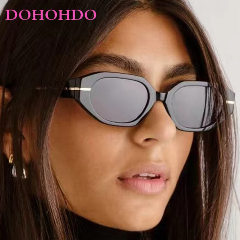 Vintage Small Cat Eye Women Sunglasses Luxury Brand Design Men Sun Glasses Trendy Outdoor Travel Driving Eyewear Female UV400
Vintage Small Cat Eye Women Sunglasses Luxury Brand Design Men Sun Glasses Trendy Outdoor Travel Driving Eyewear Female UV400
