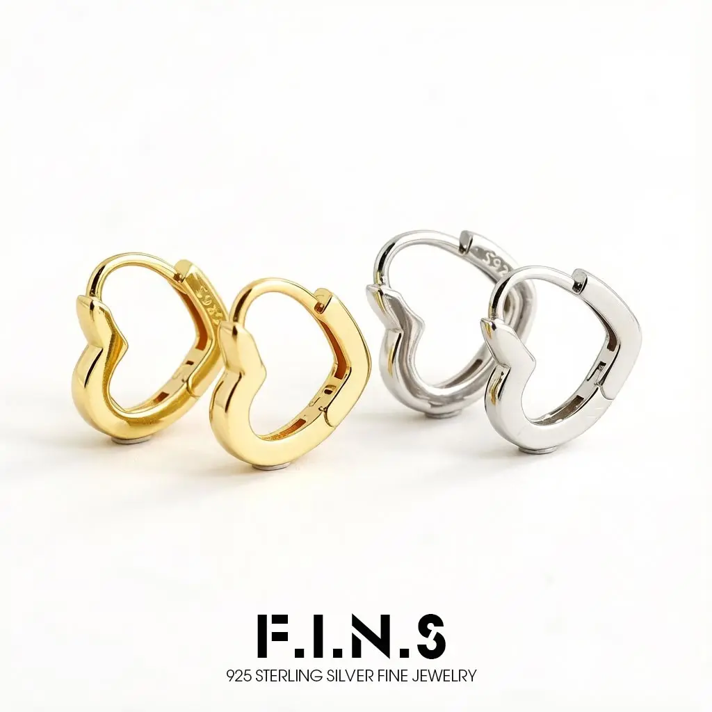 F.I.N.S 925 Sterling Silver INS Minimalism Sweet Love Heart Small Hoop Earrings For Women Girl Piercing Ear Buckle Jewelry Gift
F.I.N.S 925 Sterling Silver INS Minimalism Sweet Love Heart Small Hoop Earrings For Women Girl Piercing Ear Buckle Jewelry Gift