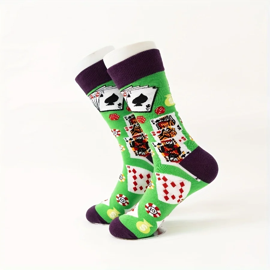 A pair of new autumn and winter cartoon playing card pattern men's cotton socks mid-tube socks
A pair of new autumn and winter cartoon playing card pattern men's cotton socks mid-tube socks