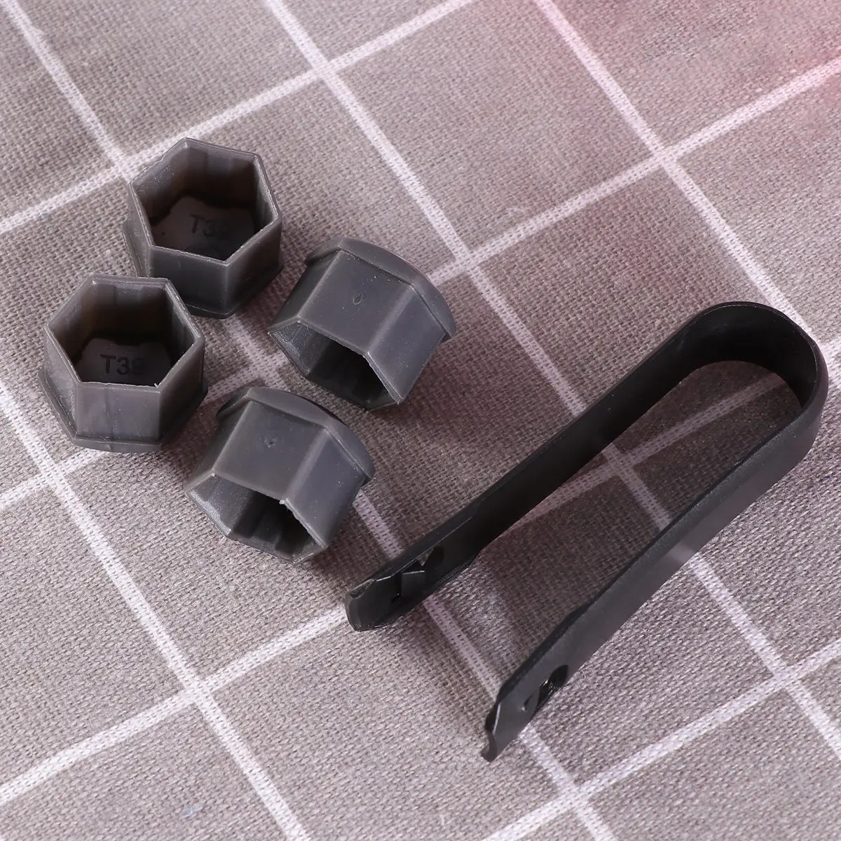 21Pcs 17Mm T39 Hexagonal Wheel Bolt Covers ABS Tough Rub Resistant Corrosion Proof Easy Install Car Wheel Decoration Lug Nut
21Pcs 17Mm T39 Hexagonal Wheel Bolt Covers ABS Tough Rub Resistant Corrosion Proof Easy Install Car Wheel Decoration Lug Nut