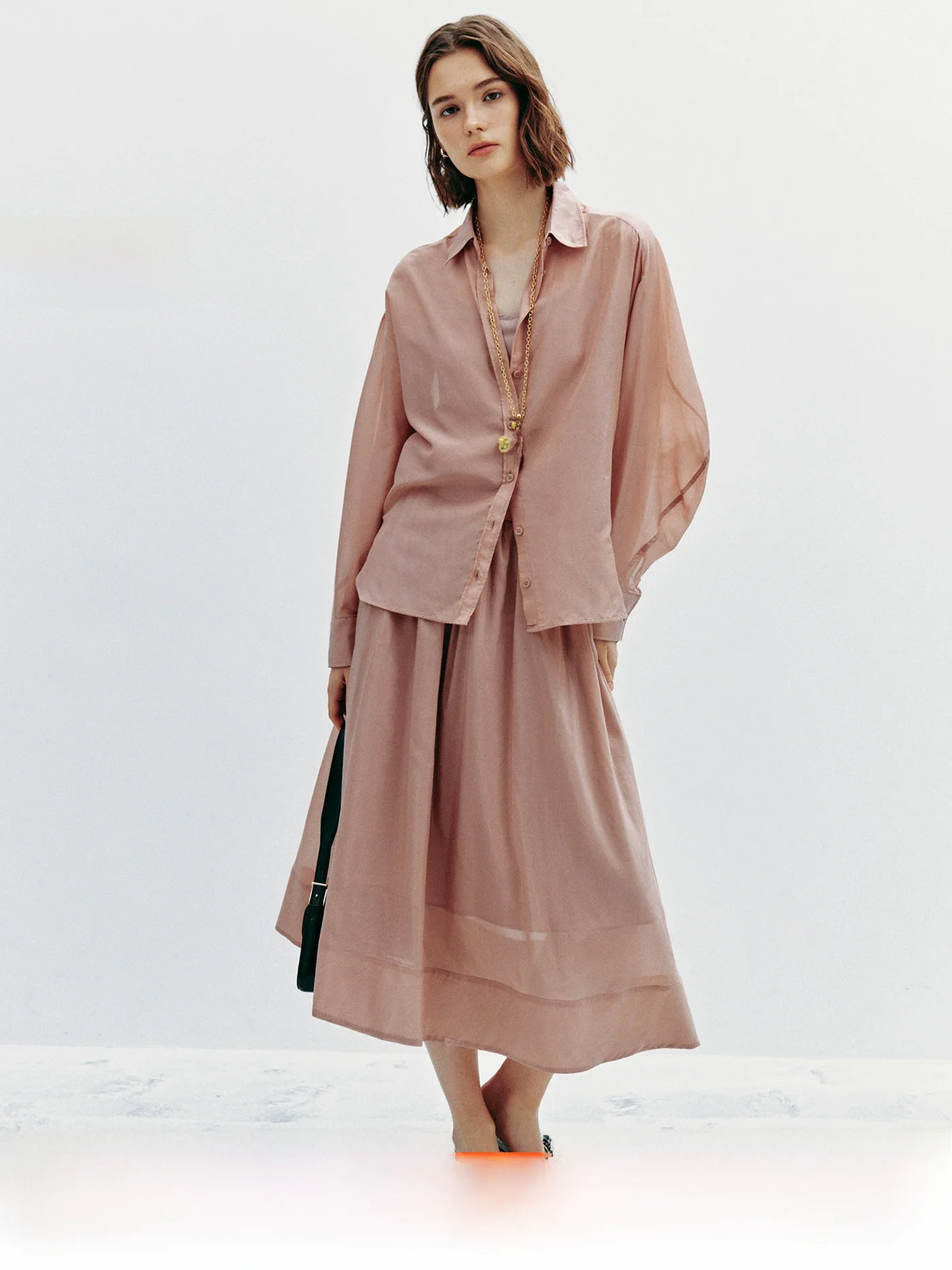 Comfortable Cotton Silk Shirt Skirt Set Sun Protection Versatile Commute Half Skirt Suit Casual Style Long Sleeve Button up
Comfortable Cotton Silk Shirt Skirt Set Sun Protection Versatile Commute Half Skirt Suit Casual Style Long Sleeve Button up