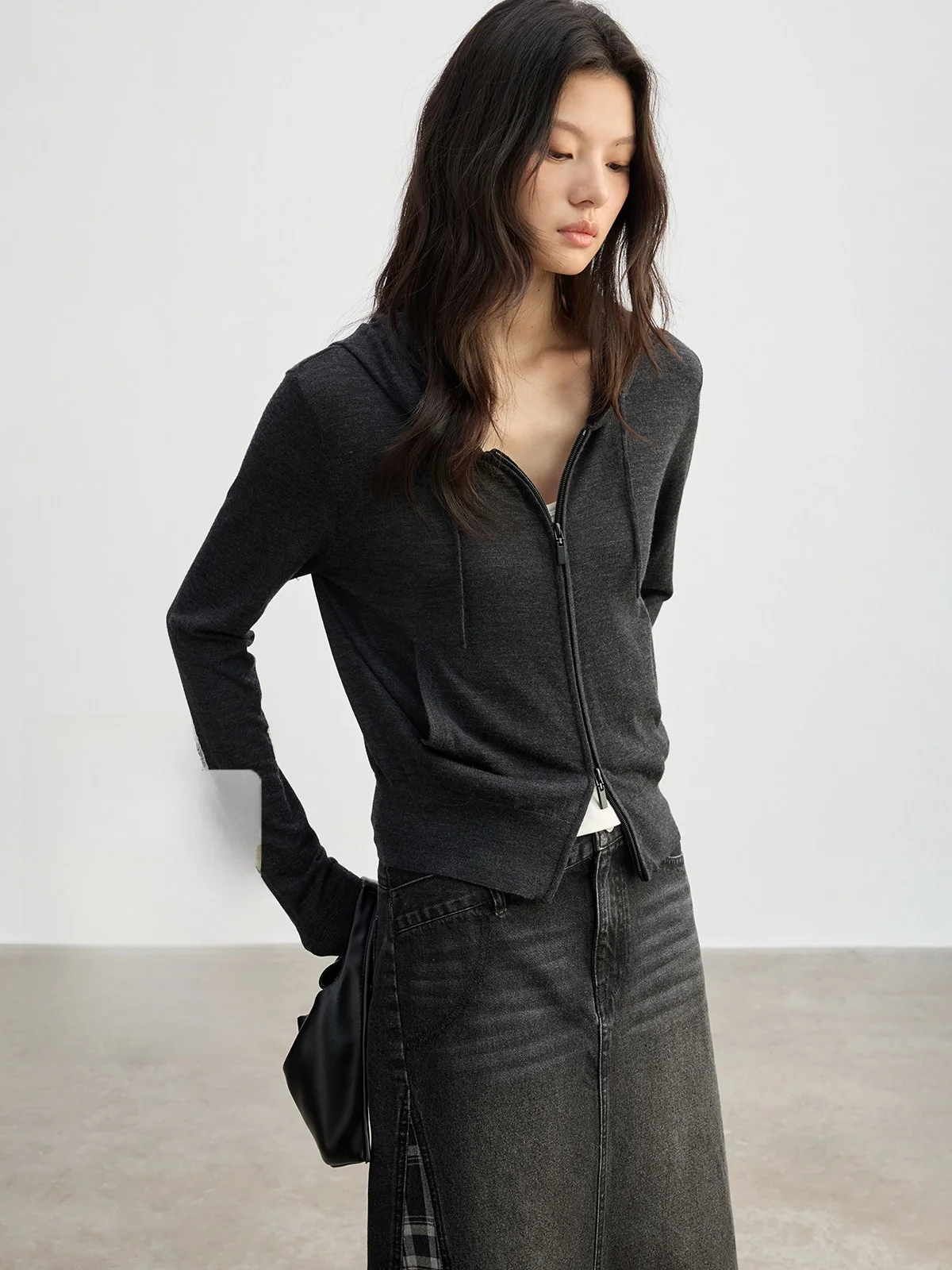 JUSLIN Ultra-Fine Full Wool Lightweight Slimming Hooded Double-Head Zipper Knitted Cardigan Outerwear M0307 Spring Long Sve
JUSLIN Ultra-Fine Full Wool Lightweight Slimming Hooded Double-Head Zipper Knitted Cardigan Outerwear M0307 Spring Long Sve