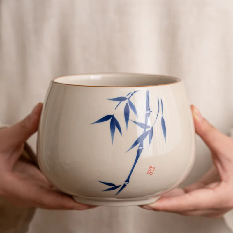 Chinese ceramic cup washing water tank large capacity pen washing office tea residue tank wastewater bucket tea set accessories
Chinese ceramic cup washing water tank large capacity pen washing office tea residue tank wastewater bucket tea set accessories