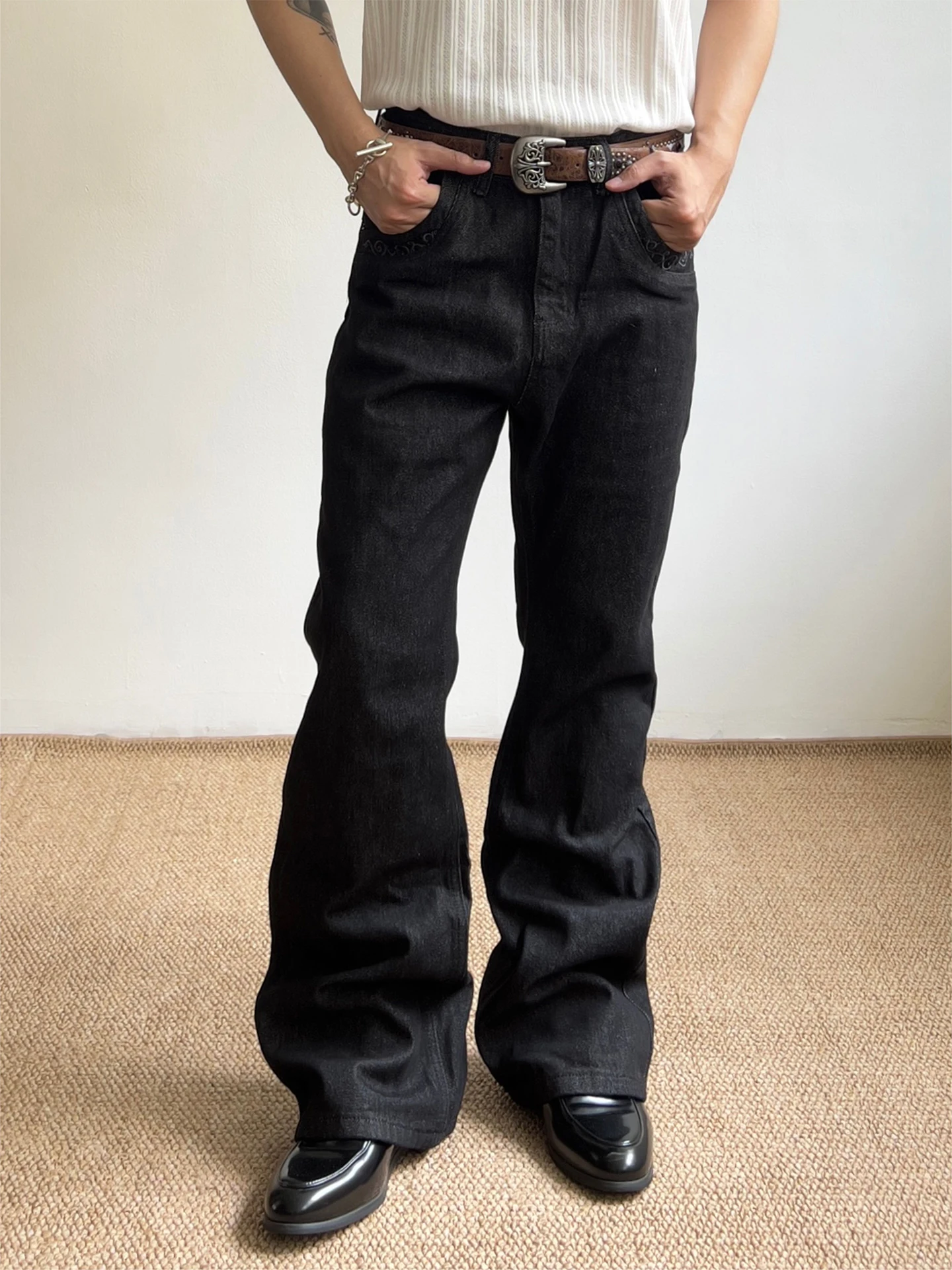 Vintage American Embroidered Original Black Jeans Men's Loose Wide Leg Pants Casual Washed out Youth Trend Wear Resistant
Vintage American Embroidered Original Black Jeans Men's Loose Wide Leg Pants Casual Washed out Youth Trend Wear Resistant