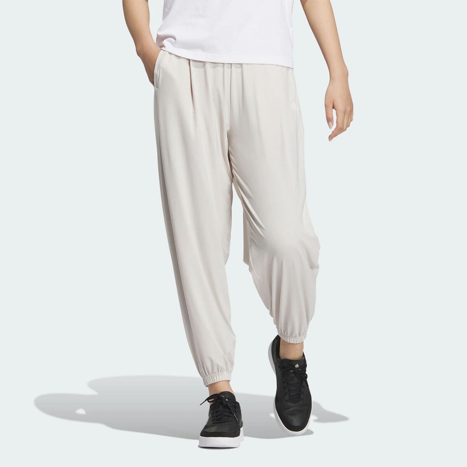 Adidas Authentic Current Season New Women's Sun Protection Cuff Pants JJ2270
Adidas Authentic Current Season New Women's Sun Protection Cuff Pants JJ2270