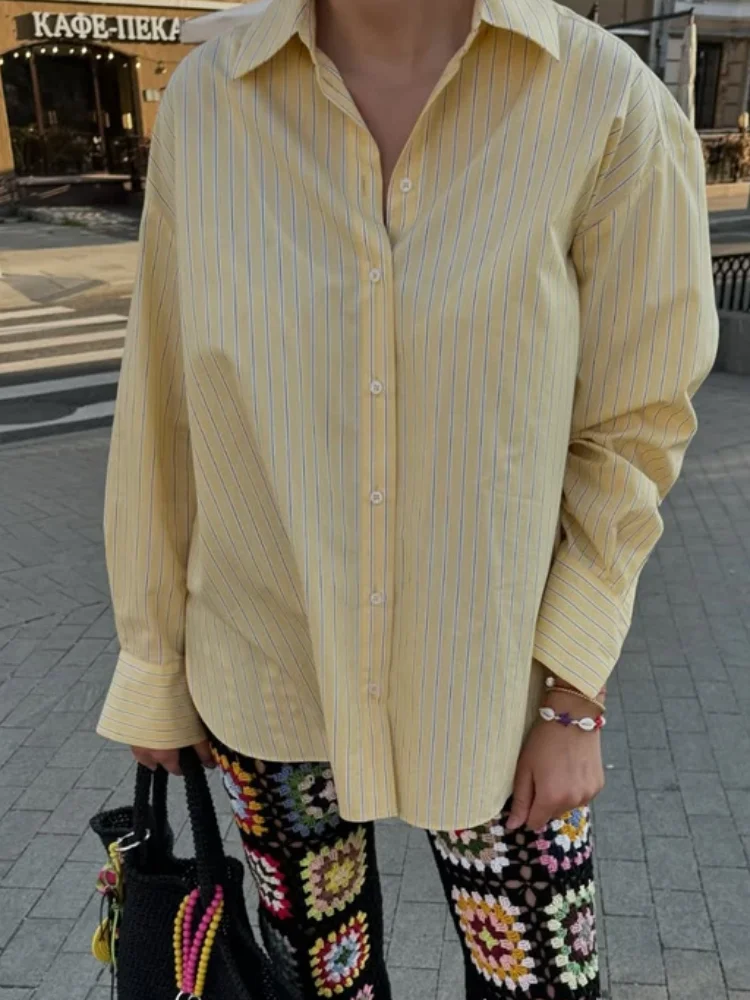 Casual Yellow Striped Loose Shirt Lady Chic Lapel Long-sleeved Single Breasted Cropped Blouses 2026 New Vacation Street Shirts
Casual Yellow Striped Loose Shirt Lady Chic Lapel Long-sleeved Single Breasted Cropped Blouses 2026 New Vacation Street Shirts
