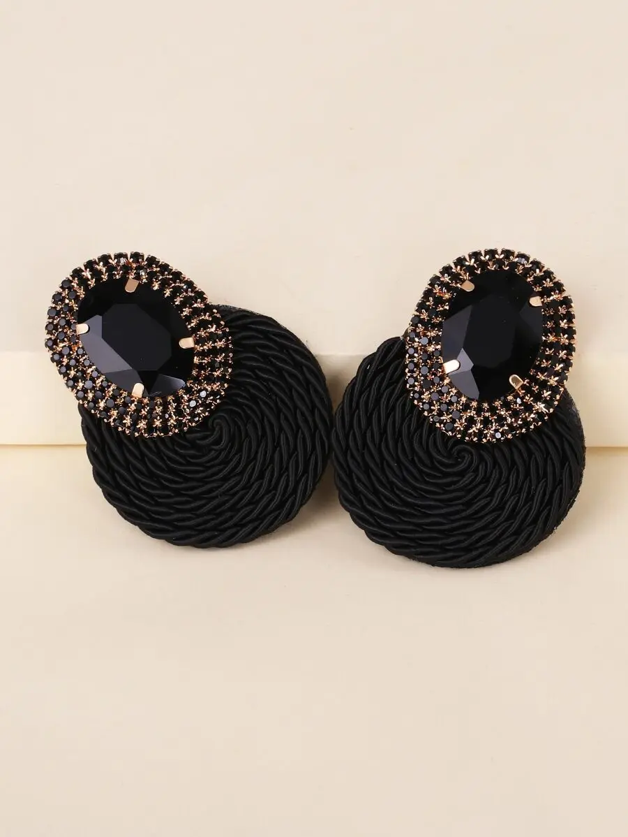 Black Rhinestone Decorated Spiral Design Earrings For Women
Black Rhinestone Decorated Spiral Design Earrings For Women