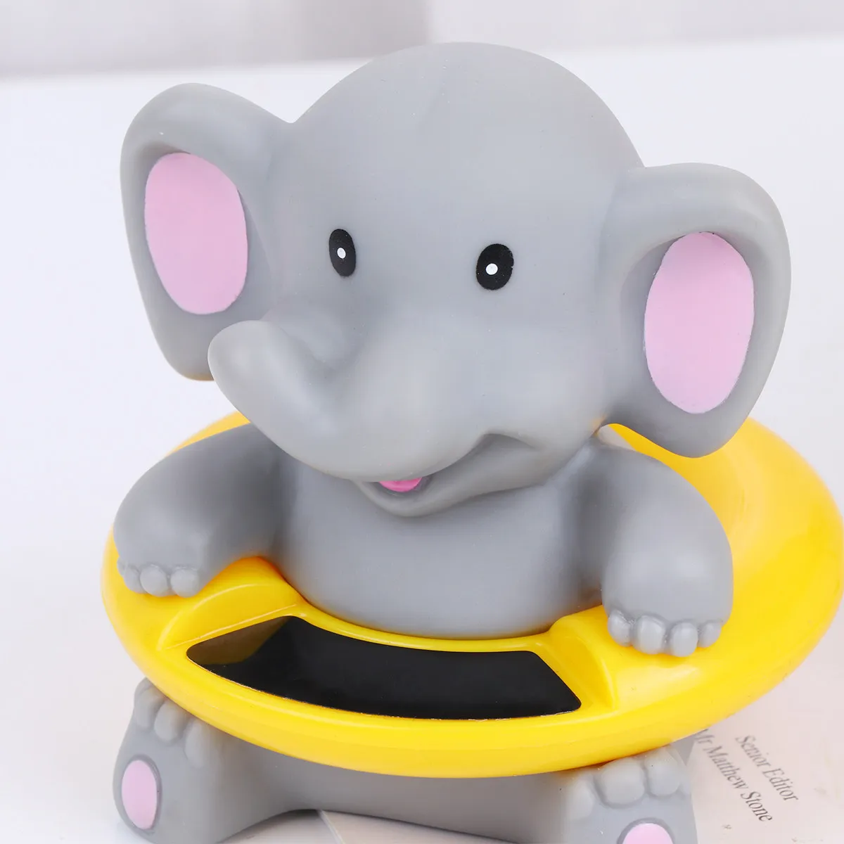 1Pcs Baby Bath Thermometer Elephant Electronic Multi-Purpose Tub Thermometer for Pool Spa Room Water Temperature Measuring
1Pcs Baby Bath Thermometer Elephant Electronic Multi-Purpose Tub Thermometer for Pool Spa Room Water Temperature Measuring
