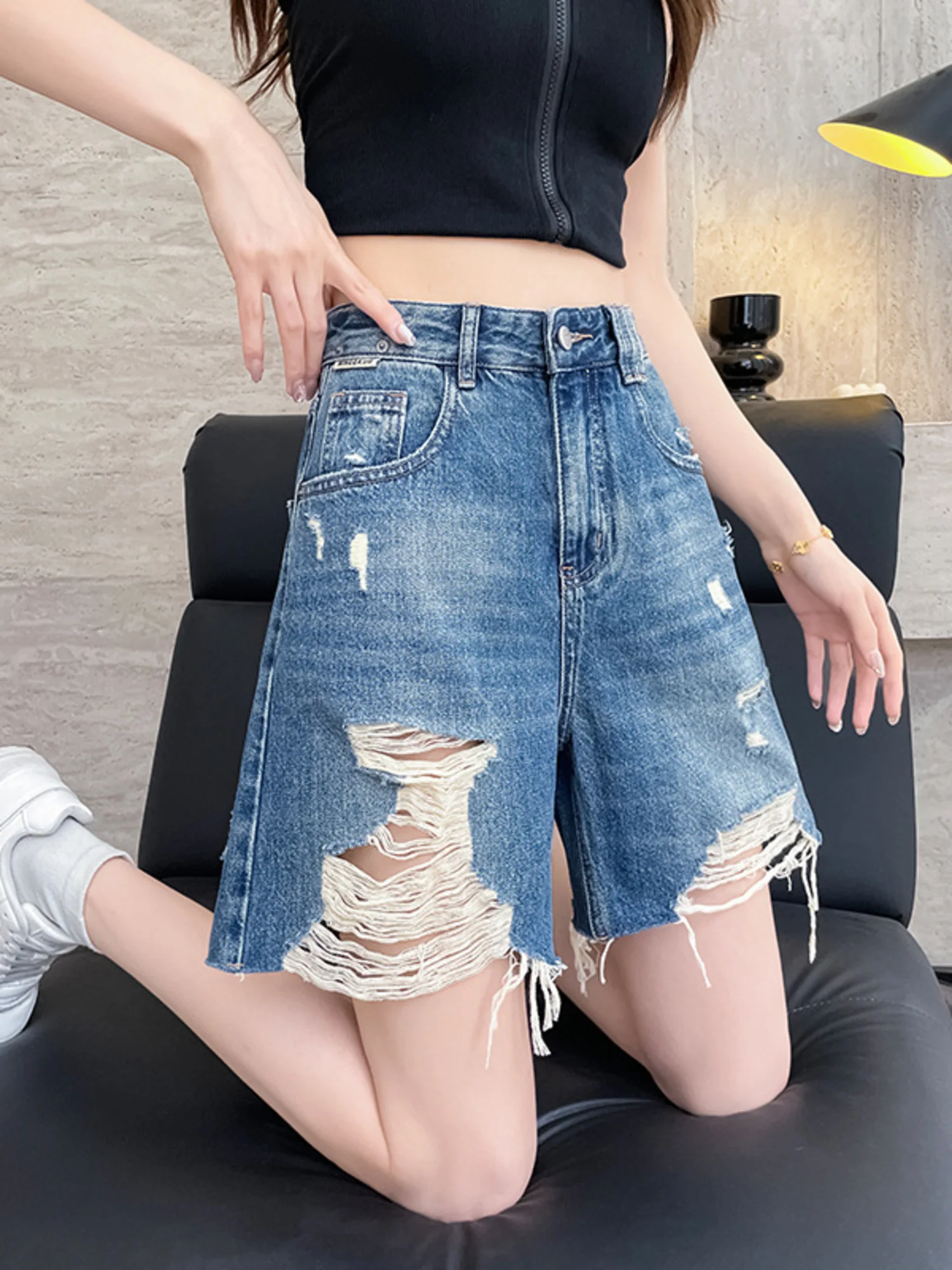 Women's High Waist Ripped Denim Jorts Distressed Frayed Hem Y2K Summer 2026 Streetwear Casual Loose Fit Knee Length Shorts
Women's High Waist Ripped Denim Jorts Distressed Frayed Hem Y2K Summer 2026 Streetwear Casual Loose Fit Knee Length Shorts